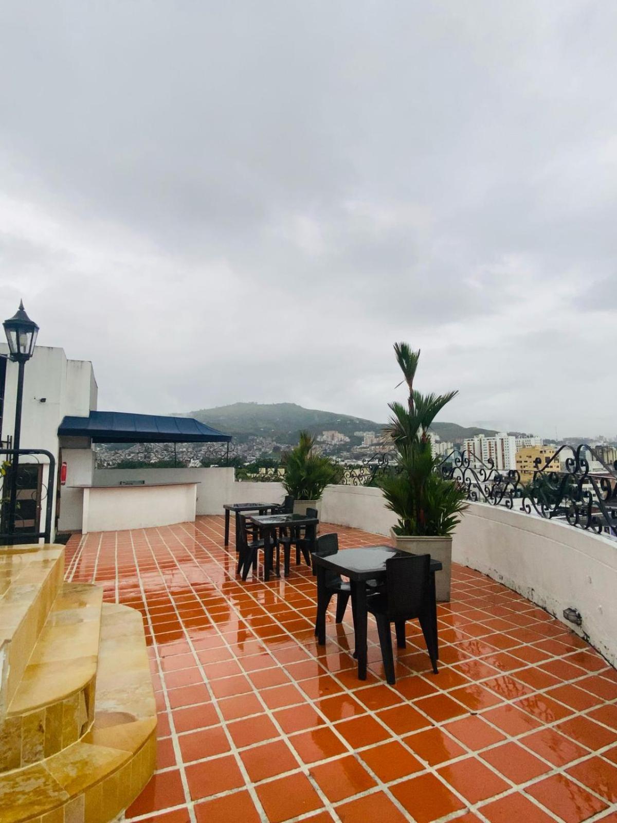 Hotel Metropolis Plaza Cali